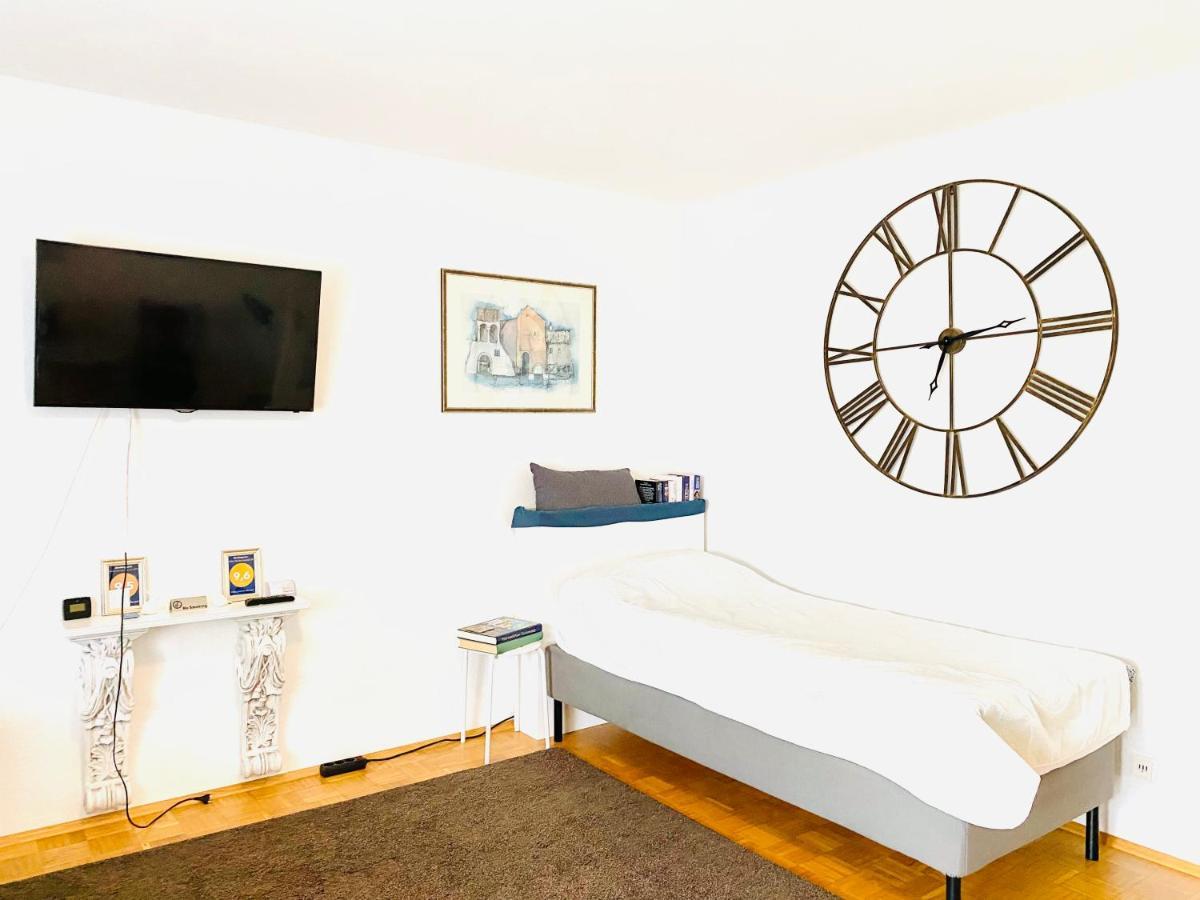 Welcome To Messe!-Two-Bedroom Apartment&Balcony Hannover Kültér fotó